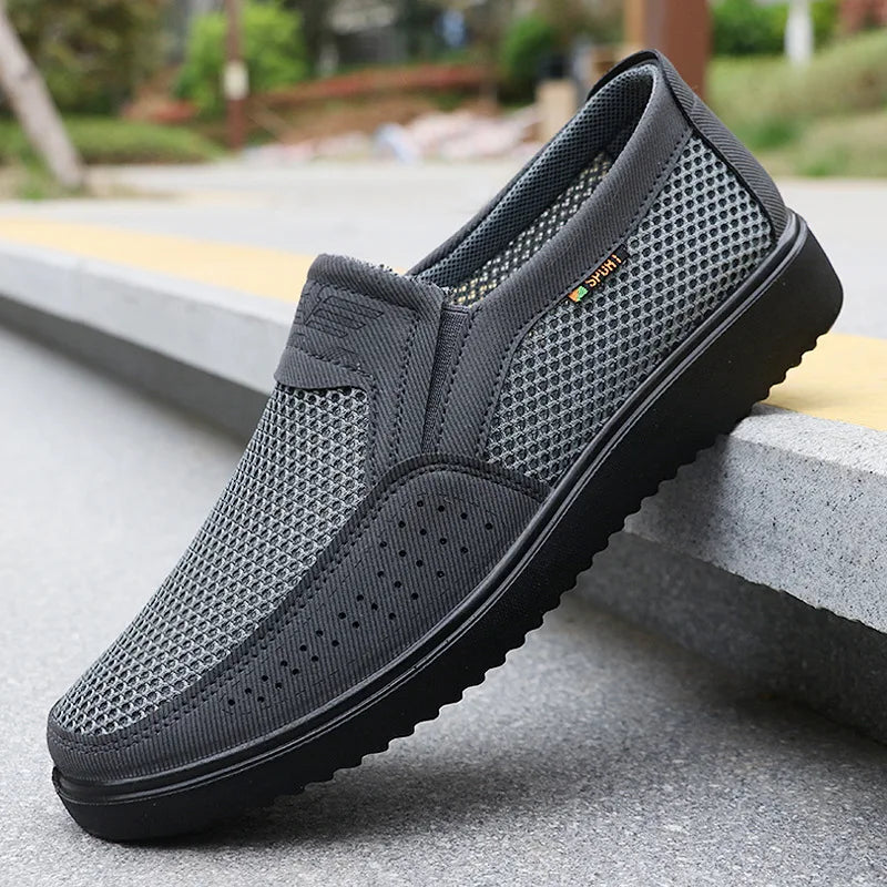 Comfortable Men Casual Shoes Breathable Mesh Summer Men Shoes New Non-slip Lightweight Shoes for Men Size 39-47