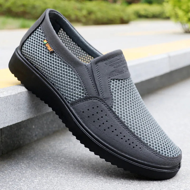 Comfortable Men Casual Shoes Breathable Mesh Summer Men Shoes New Non-slip Lightweight Shoes for Men Size 39-47