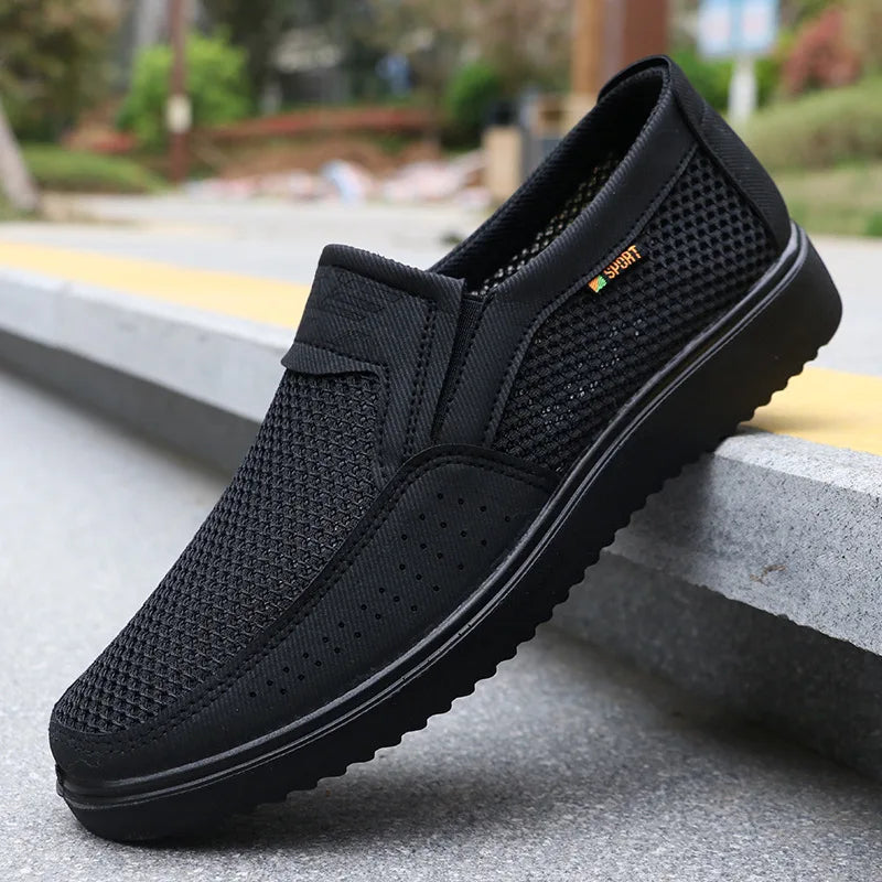 Comfortable Men Casual Shoes Breathable Mesh Summer Men Shoes New Non-slip Lightweight Shoes for Men Size 39-47